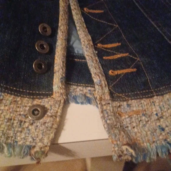 Cache Jacket - Picture 12 of 13